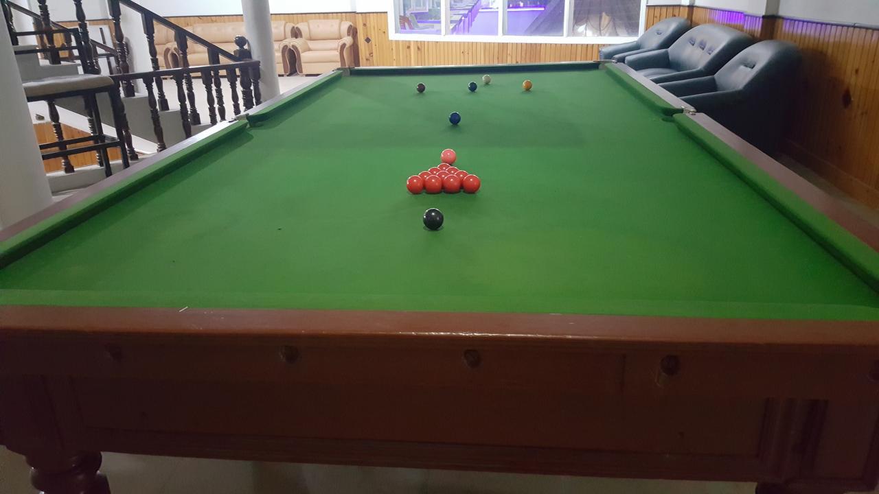 Pine Top Hotels Naran Esterno foto